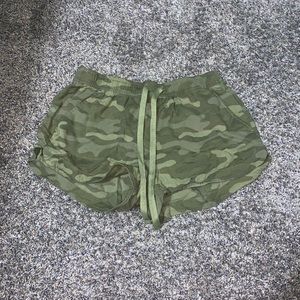 Low Rise Soft Shortie Camouflage Print